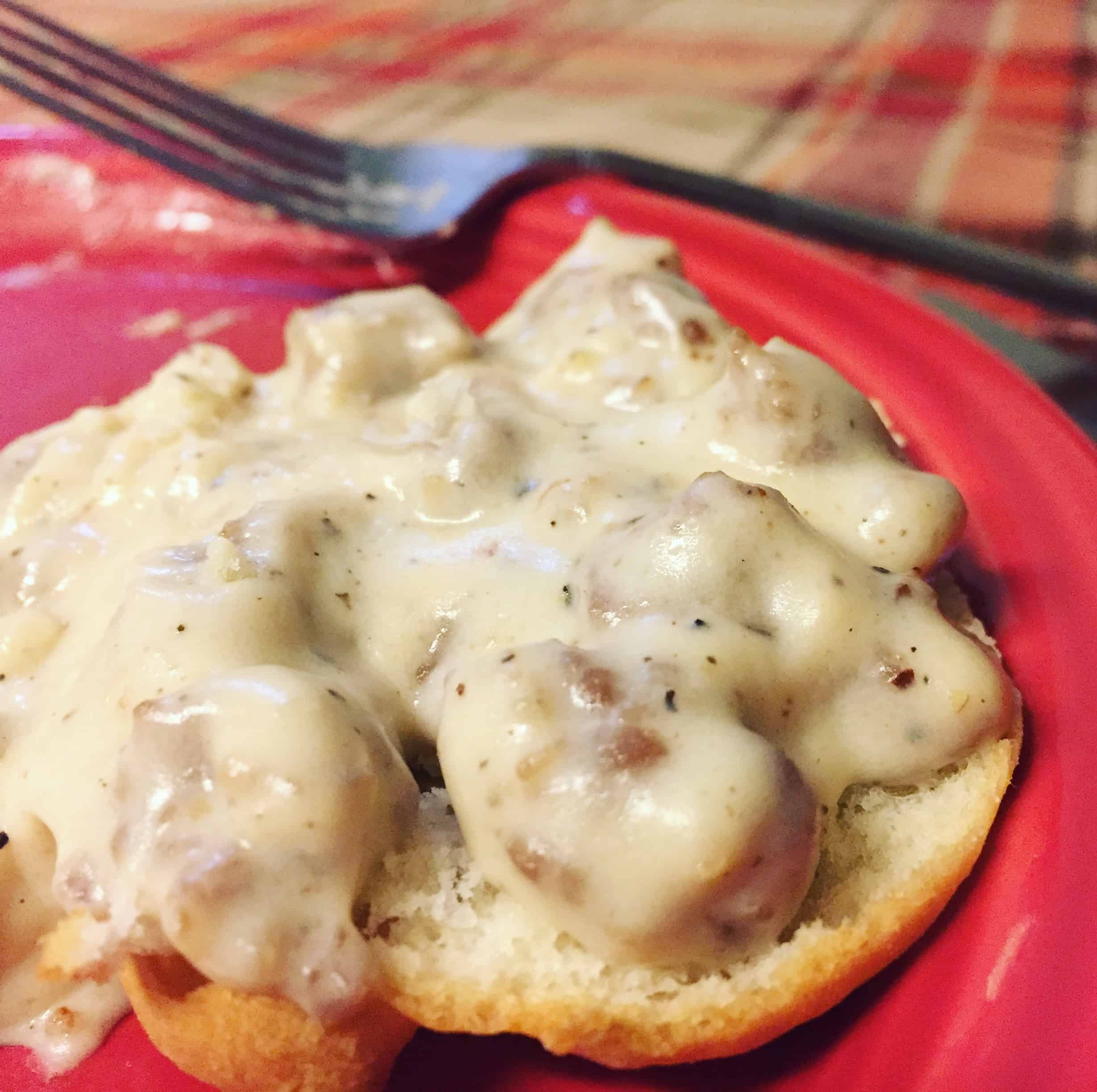 You are currently viewing Homemade Southern Style Sausage Gravy