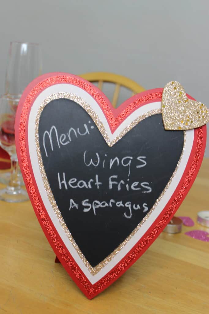 How to do Valentine's Day Like A Ninja, these 5 sense bags make the perfect Valentine's day gift. Valentine's Gifts for men. Valentine's Day dinner menu. Chalkboard Heart