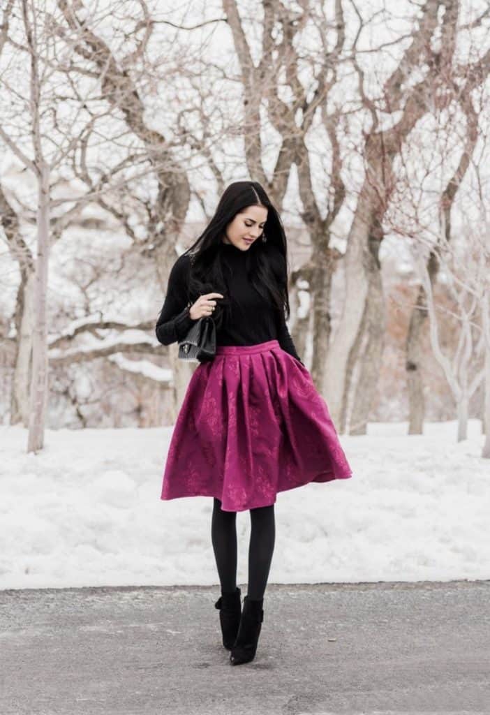 Winter outfits perfect for the cold. This sunday outfit is perfect church or holiday parties. Completely modest outfits, work outfits for women that will wow the coworkers. #dressywinteroutfits #aestheticwinteroutfits #cutewinteroutfits #snowoutfits