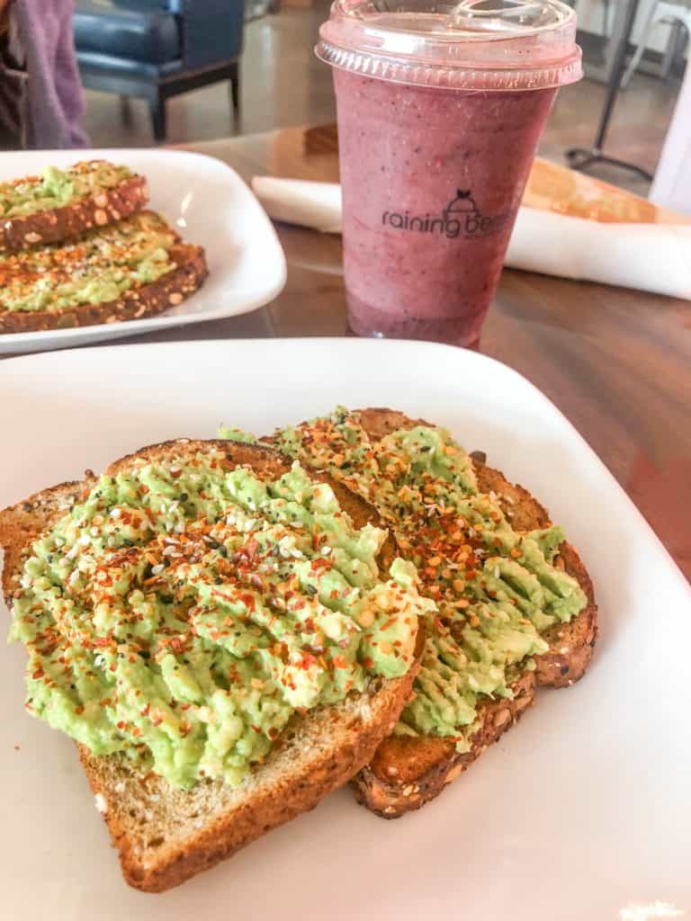 Avocado toast from raining berries. The best healthy restaurants in Tampa where you can eat out while keeping to your health goals. There is plenty of healthy food in Tampa but these are the best of the best. 